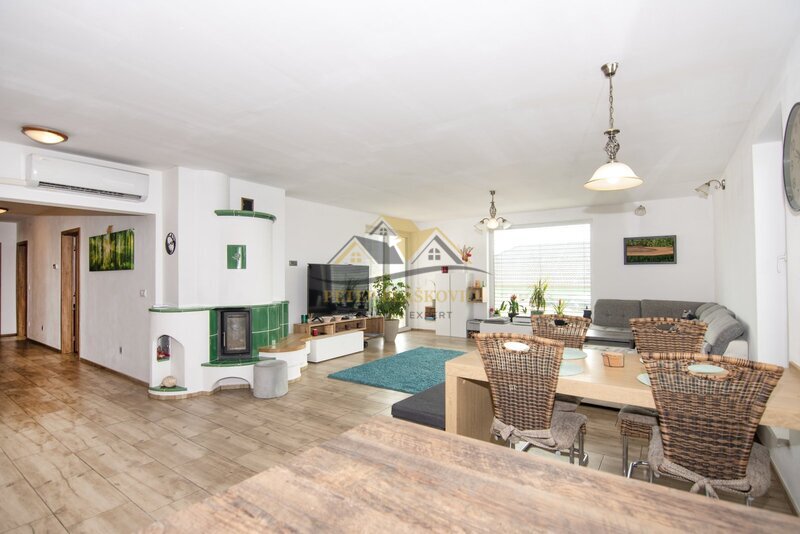 Novostavba bungalovu 4+kk s garáží