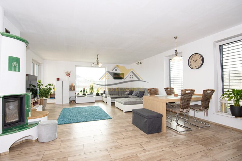 Novostavba bungalovu 4+kk s garáží