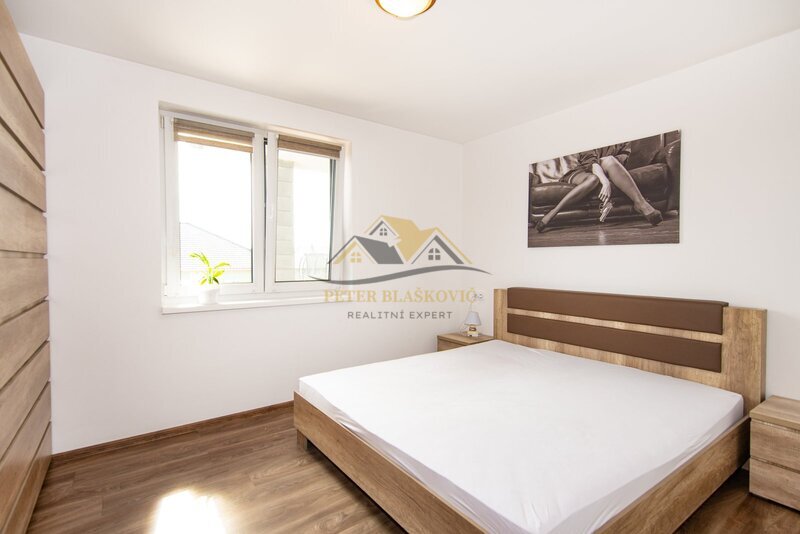 Novostavba bungalovu 4+kk s garáží