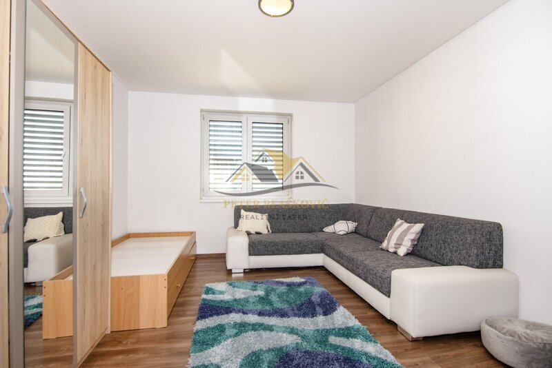 Novostavba bungalovu 4+kk s garáží