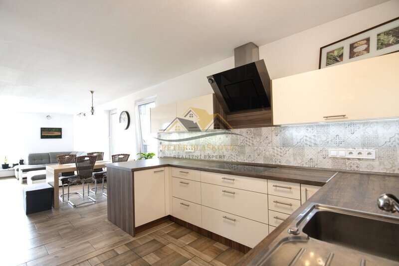 Novostavba bungalovu 4+kk s garáží