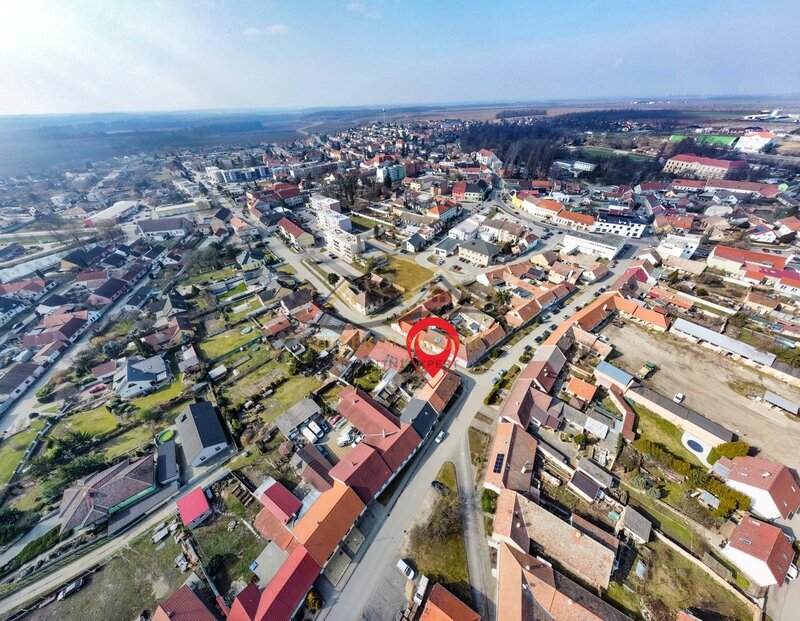Rodinný dům s velkým potenciálem k rekonstrukci – Hrušovany nad Jevišovkou, ul. Zahradní